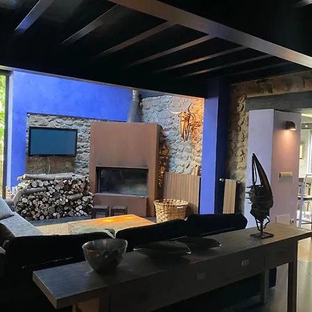 Casa *